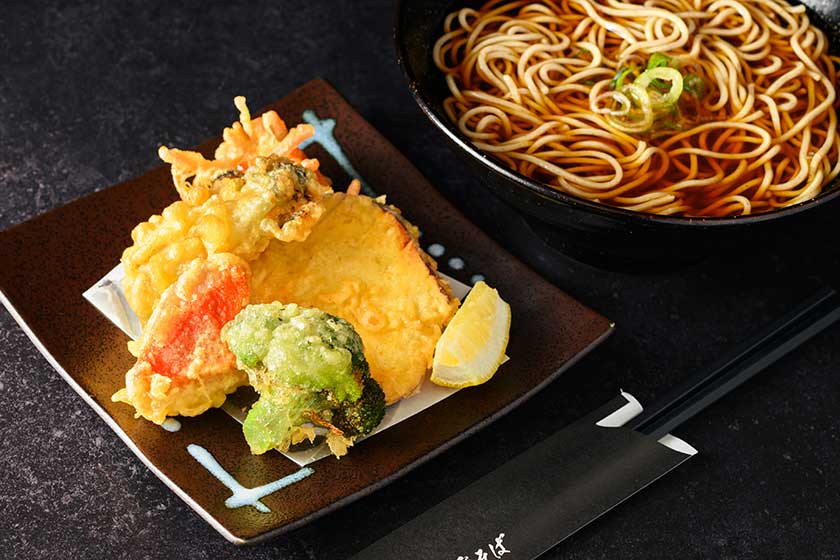冬の味覚天麩羅そば