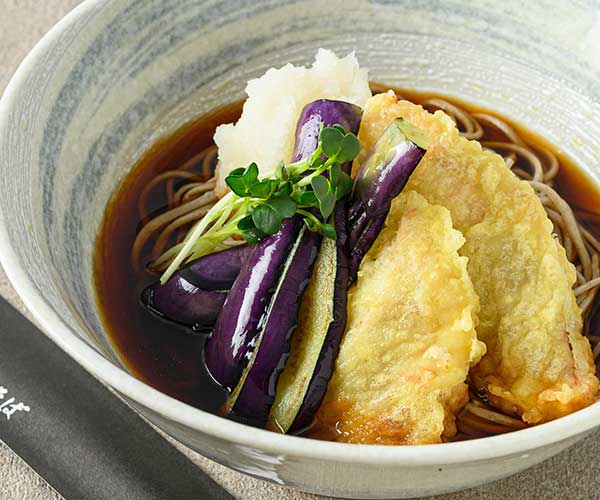 秋鮭と秋ナスのおろし蕎麦